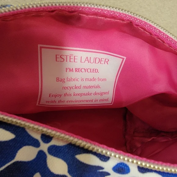 Estee Lauder Cosmetics Bag - Picture 4 of 5